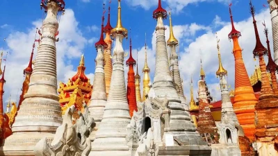 सपने में मंदिर देखना: विभिन्न प्रकार, रंग और स्थितियों के अनुसार महत्व
