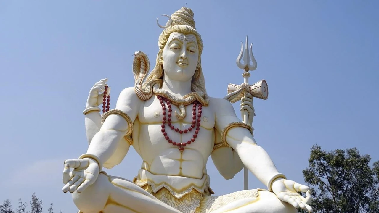महाशिवरात्रि: भक्ति,...